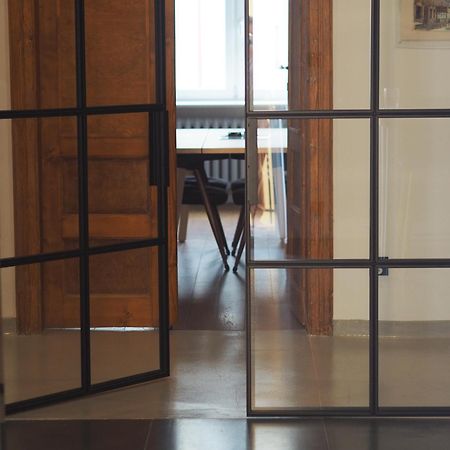 Designer Apartment 110M2 With King Size Beds & Equipped Kitchen Kraków Exteriör bild