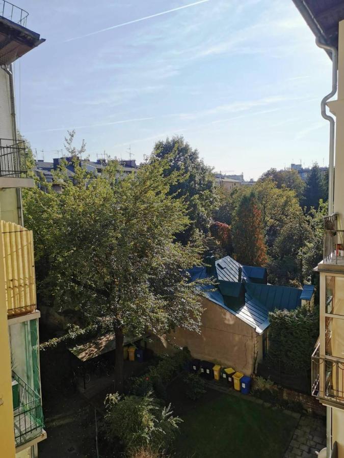 Designer Apartment 110M2 With King Size Beds & Equipped Kitchen Kraków Exteriör bild